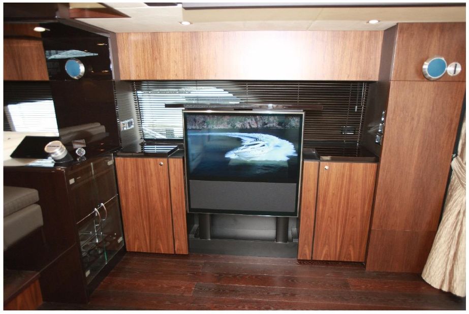 foto: 9 Fairline Squadron 78