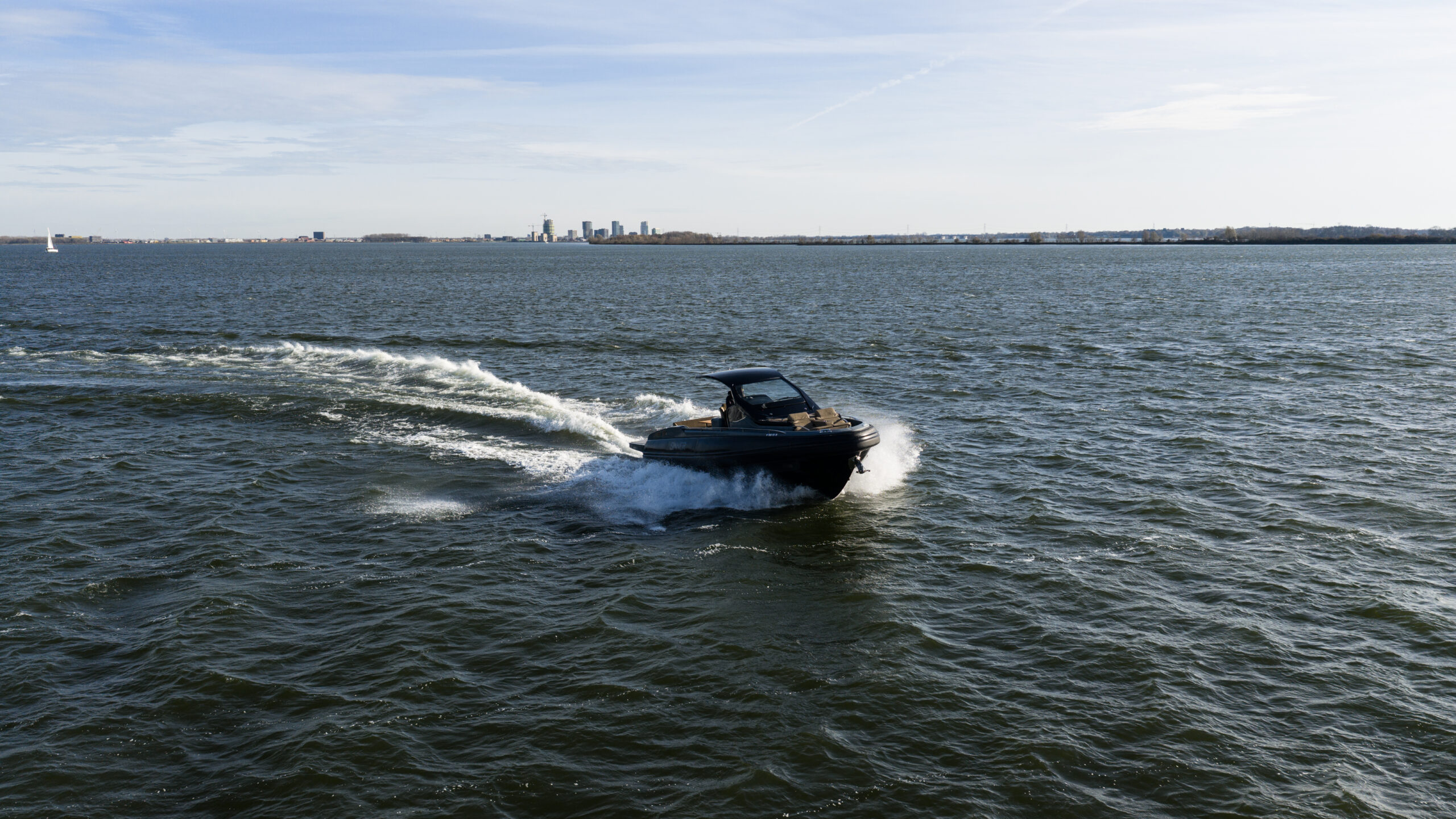 foto: 31 Sacs Rebel 40