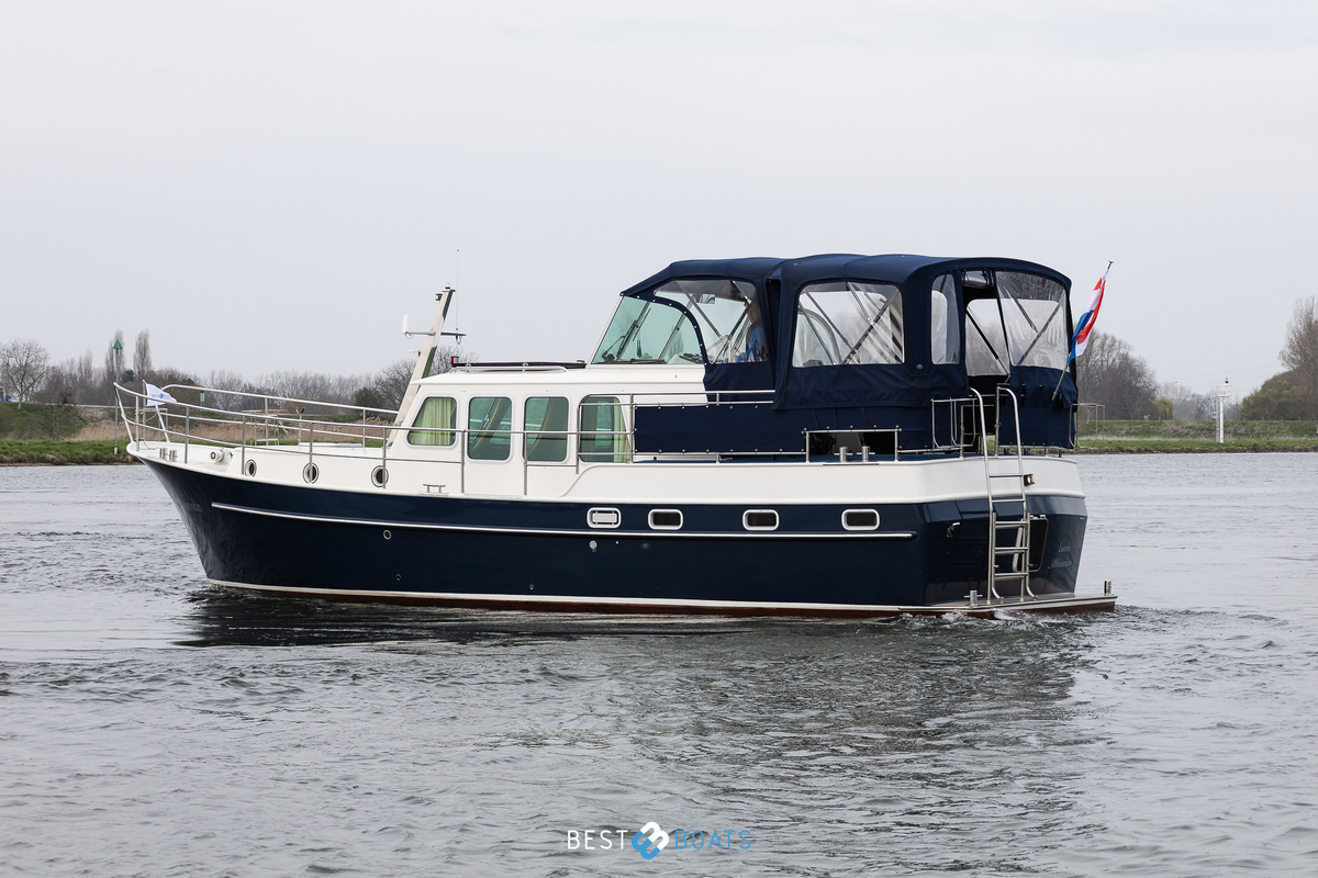 foto: 15 Vripack Spiegelkotter 1150 AK