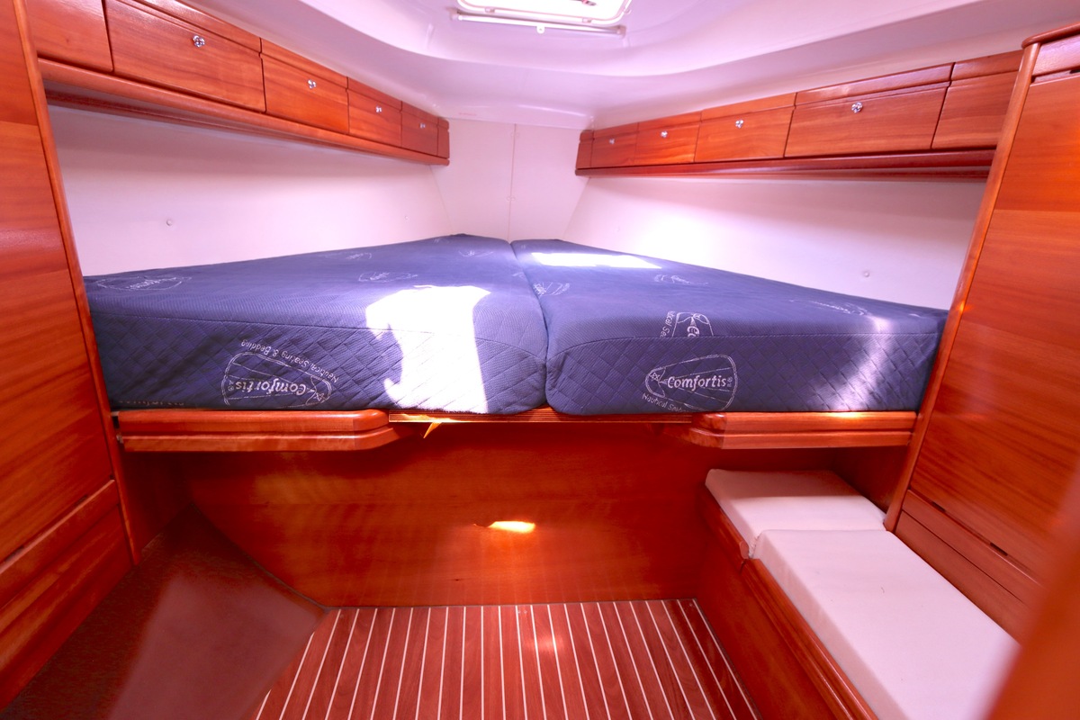 foto: 15 Bavaria 37-2 C