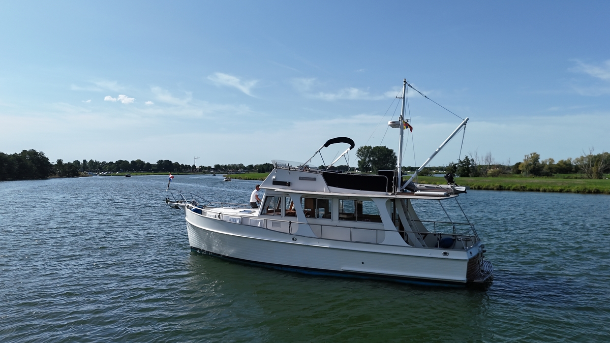 foto: 17 Grand Banks 42 europa