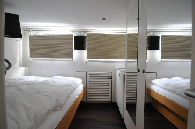 foto: 49 Motorschip 25.00