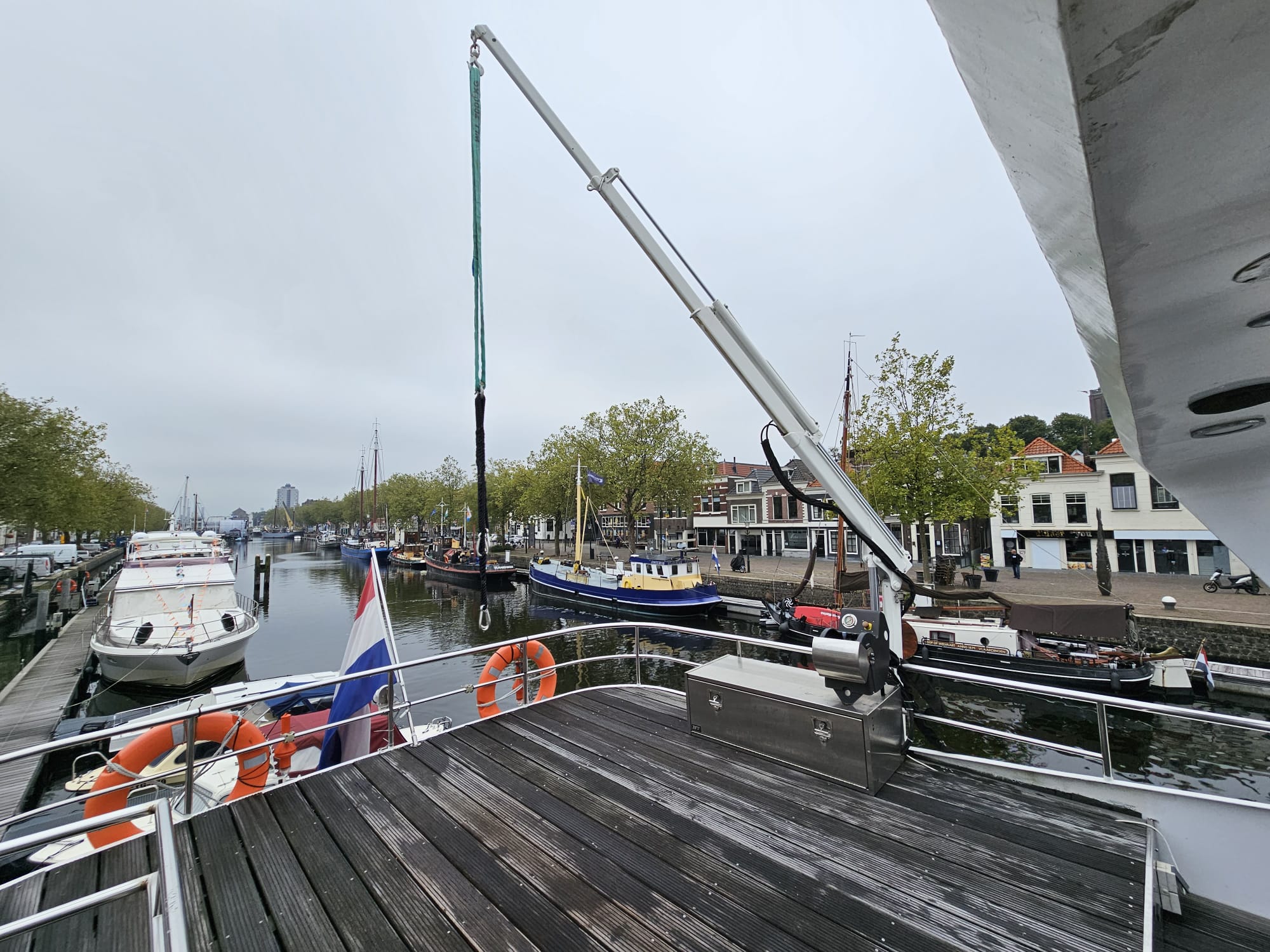 foto: 18 Jacabo 2300 (Varend woonschip)