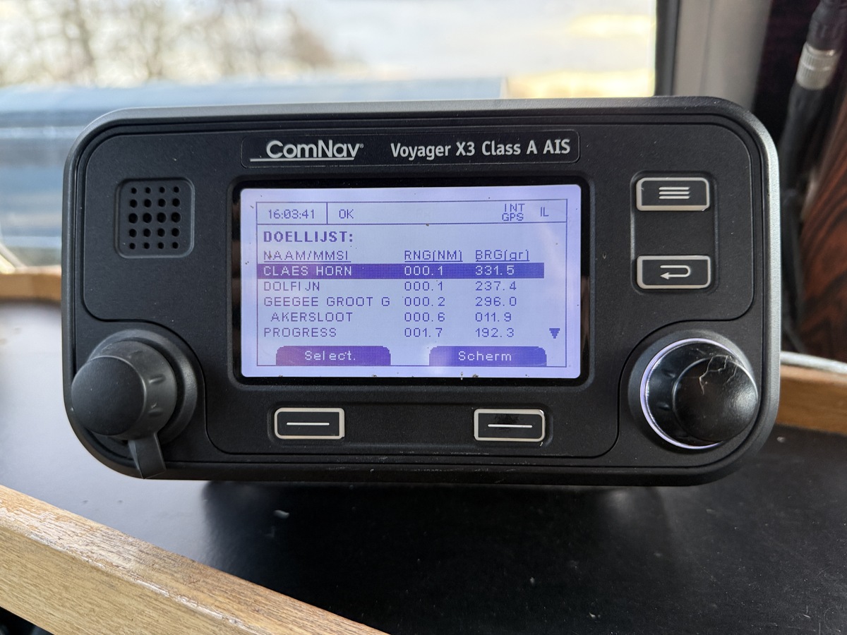 foto: 15 Ex-Patrouille Vaartuig Varend Woonschip