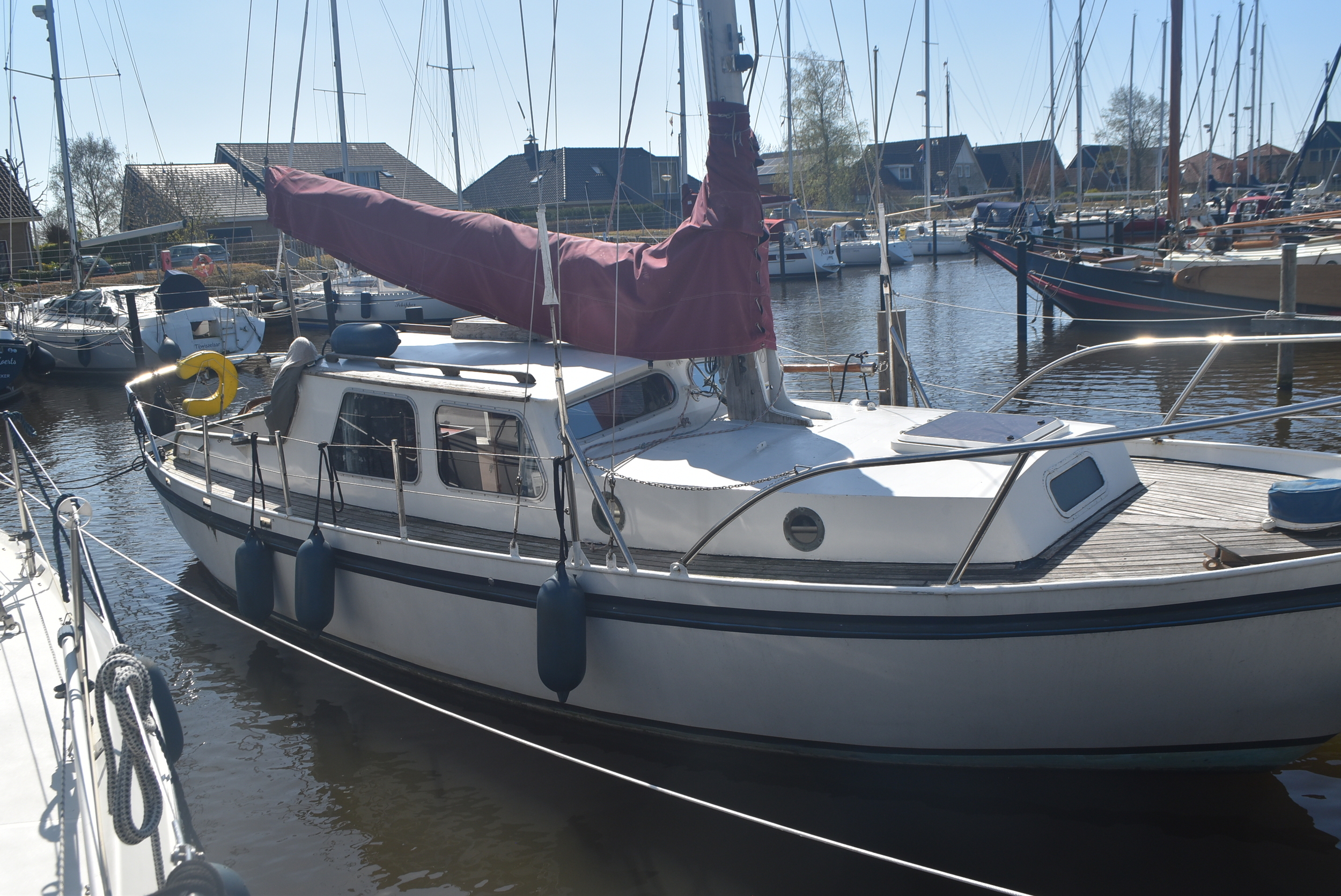 foto: 12 Volkerak 32 Motorsailer