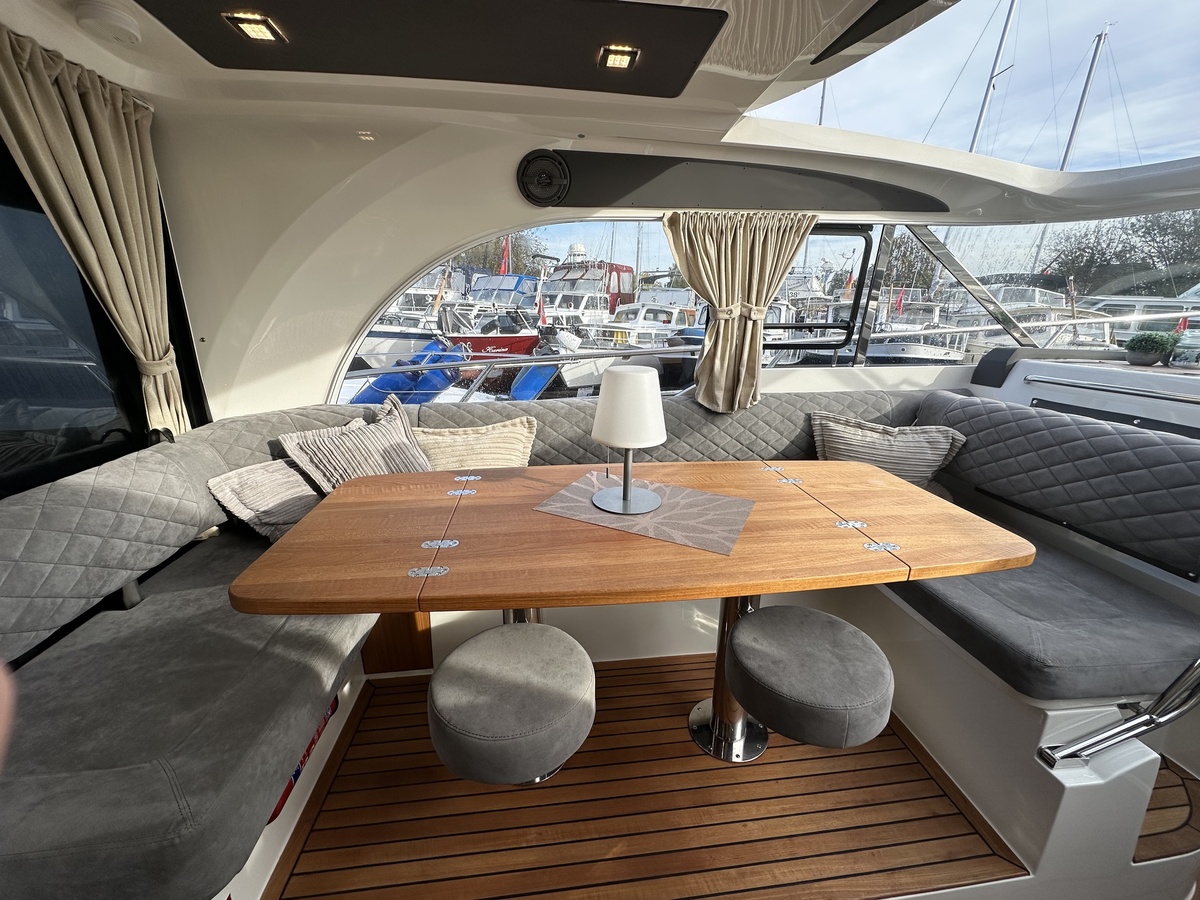 foto: 18 Marex 375