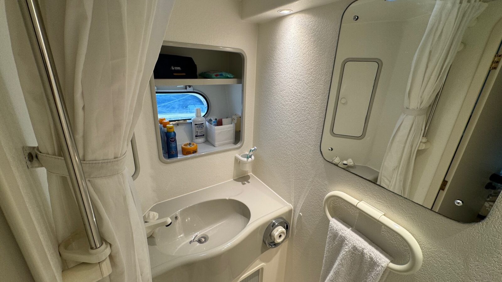 foto: 24 Fairline Fairline 43 Flybridge