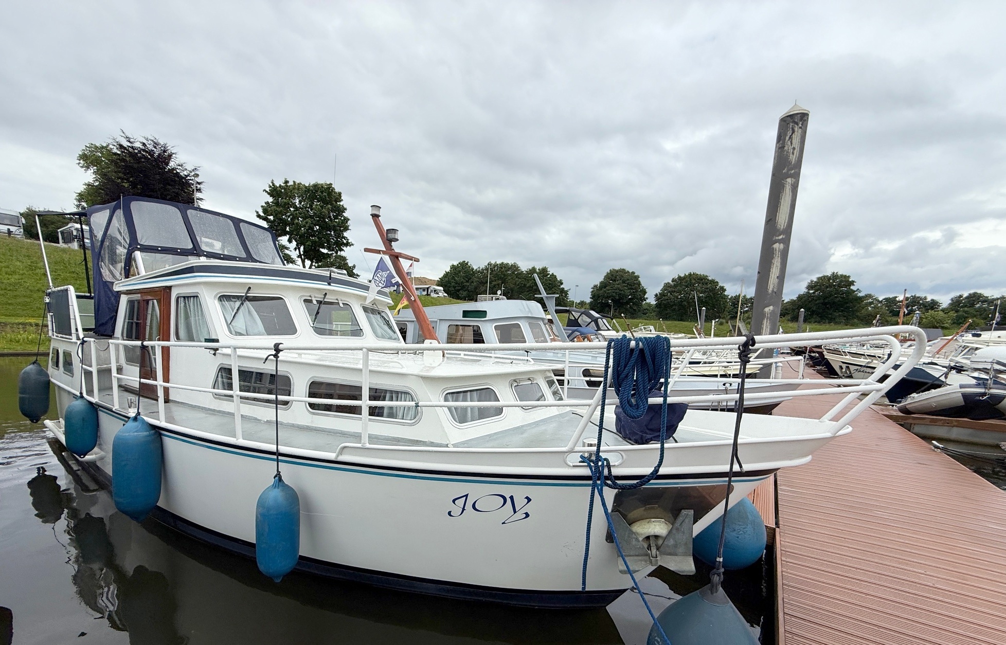 foto: 26 Hollandia Hollandia 10.00 AK Cabrio