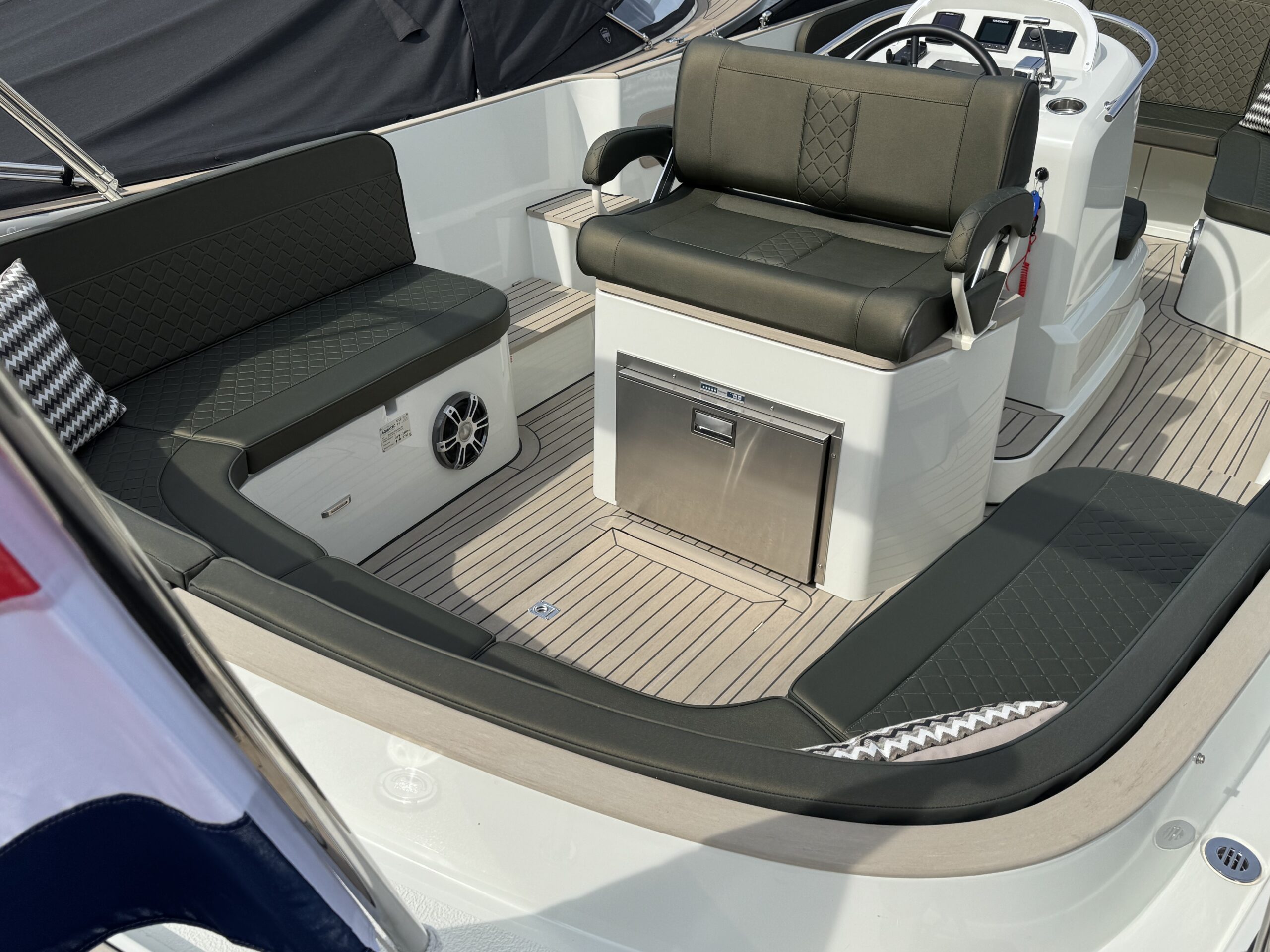 foto: 14 Antaris Seventy7 Sport