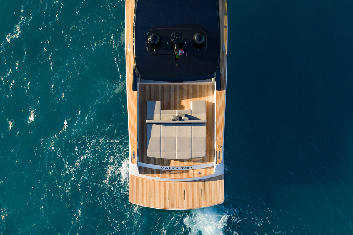 foto: 18 Van Dutch 75 - NEW