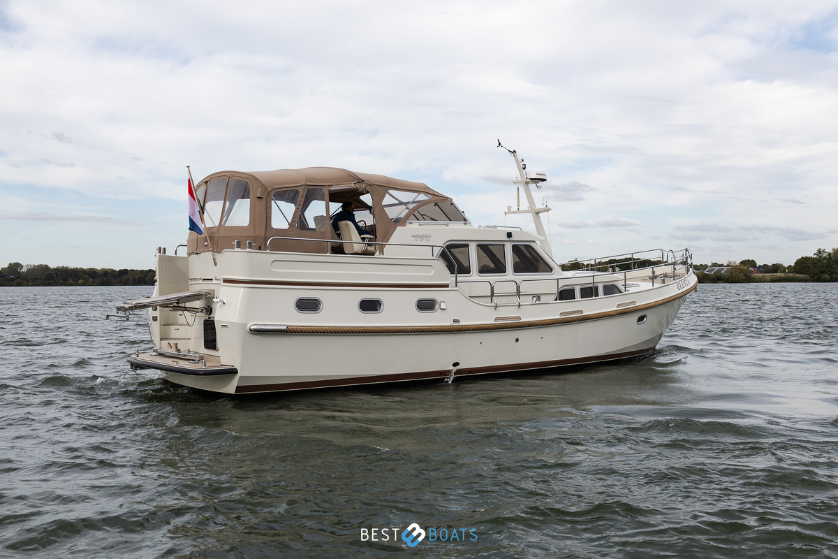 foto: 33 Linssen Grand Sturdy 470 AC Mark II Twin