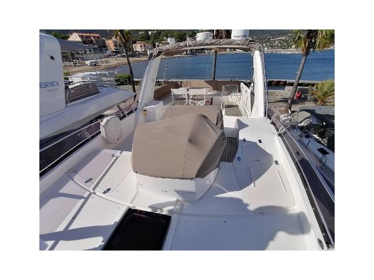 foto: 16 Prestige 60 Fly