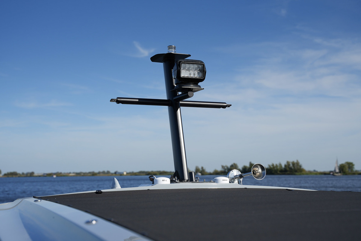 foto: 41 Axopar  37 XC Cross Cabin Mediterrana Edition