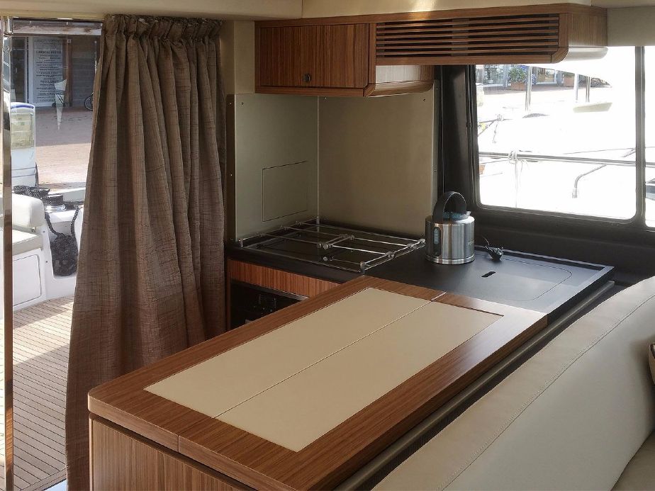 foto: 9 Azimut Magellano 53