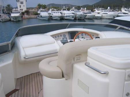 foto: 12 Azimut 80