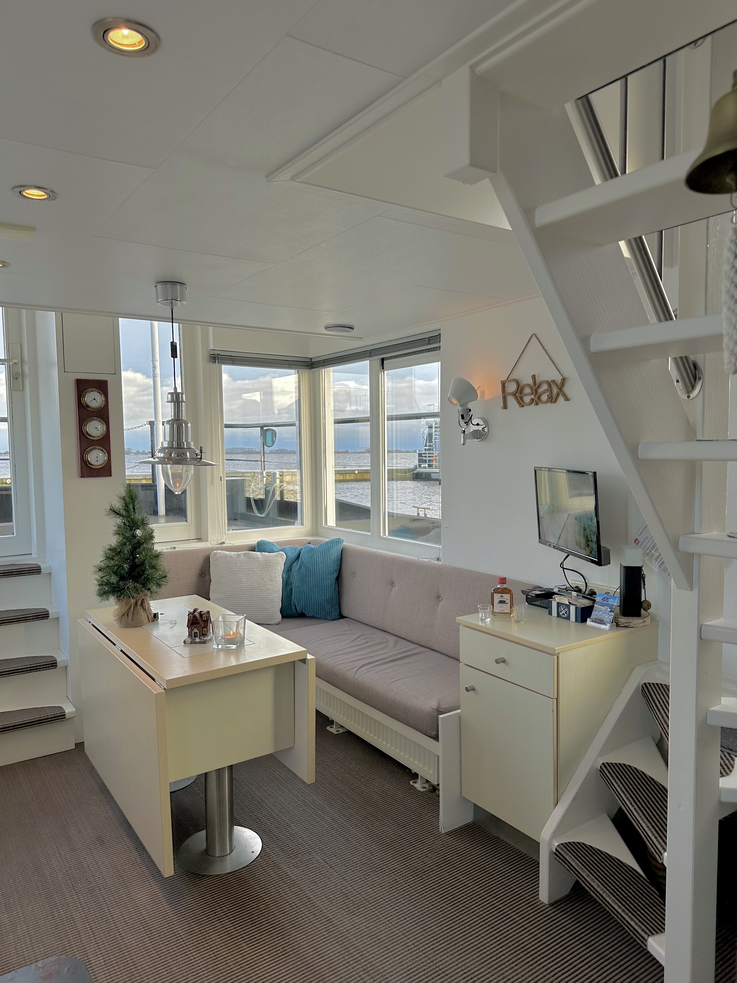 foto: 17 Prins HomeShip 1350 | VaarHuis | Houseboat