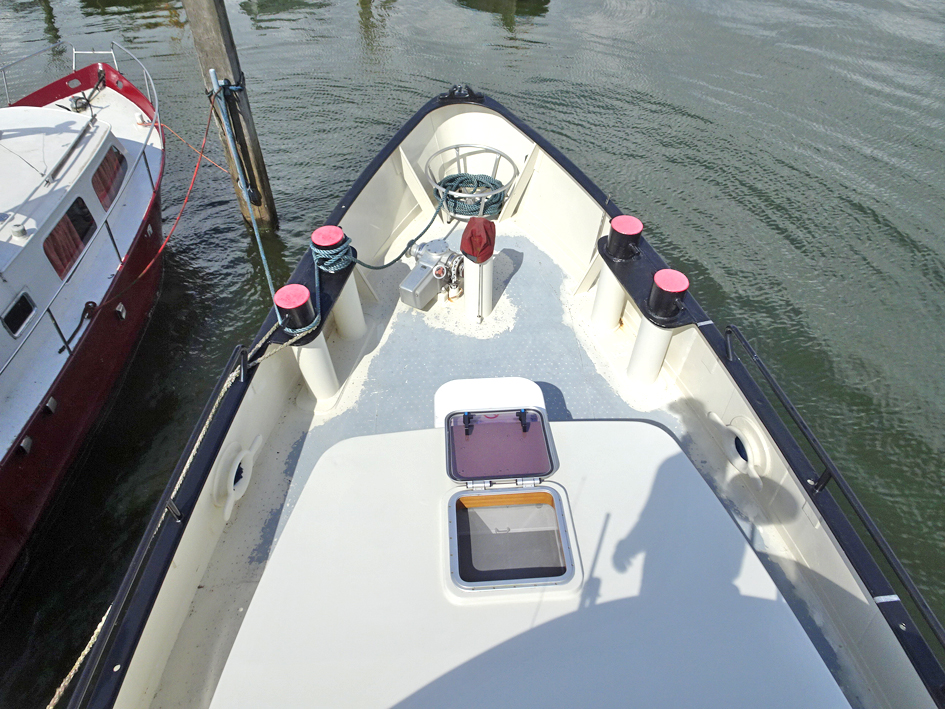 foto: 19 ex Patrouille vaartuig / Varend Woonschip 18.26 met UBC