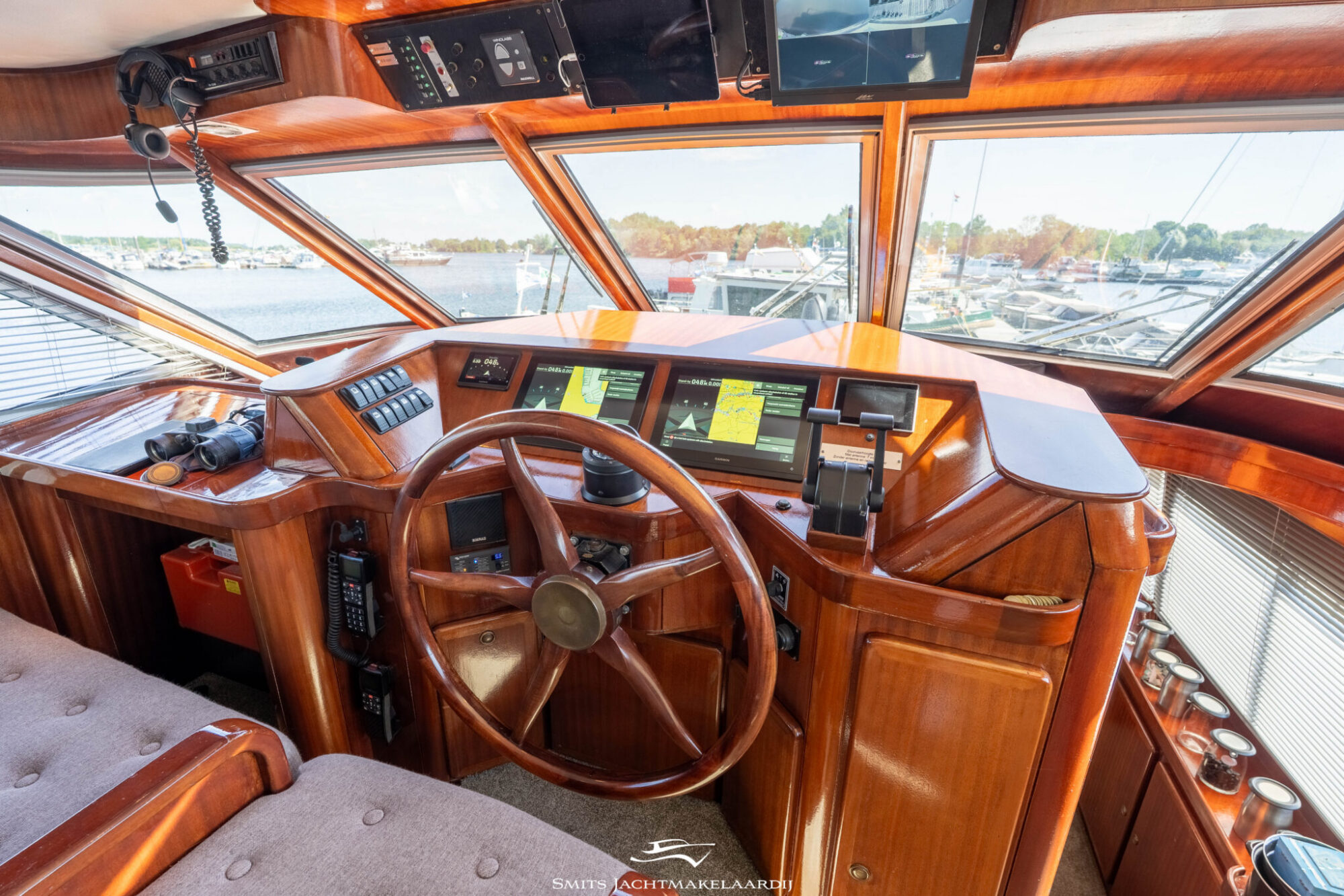 foto: 38 Van der Valk Valk Vitesse 54 Stabilizers