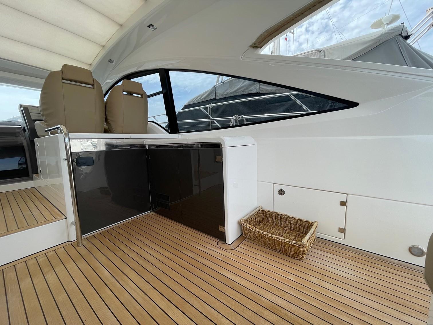 foto: 7 Fairline Targa 48 HT
