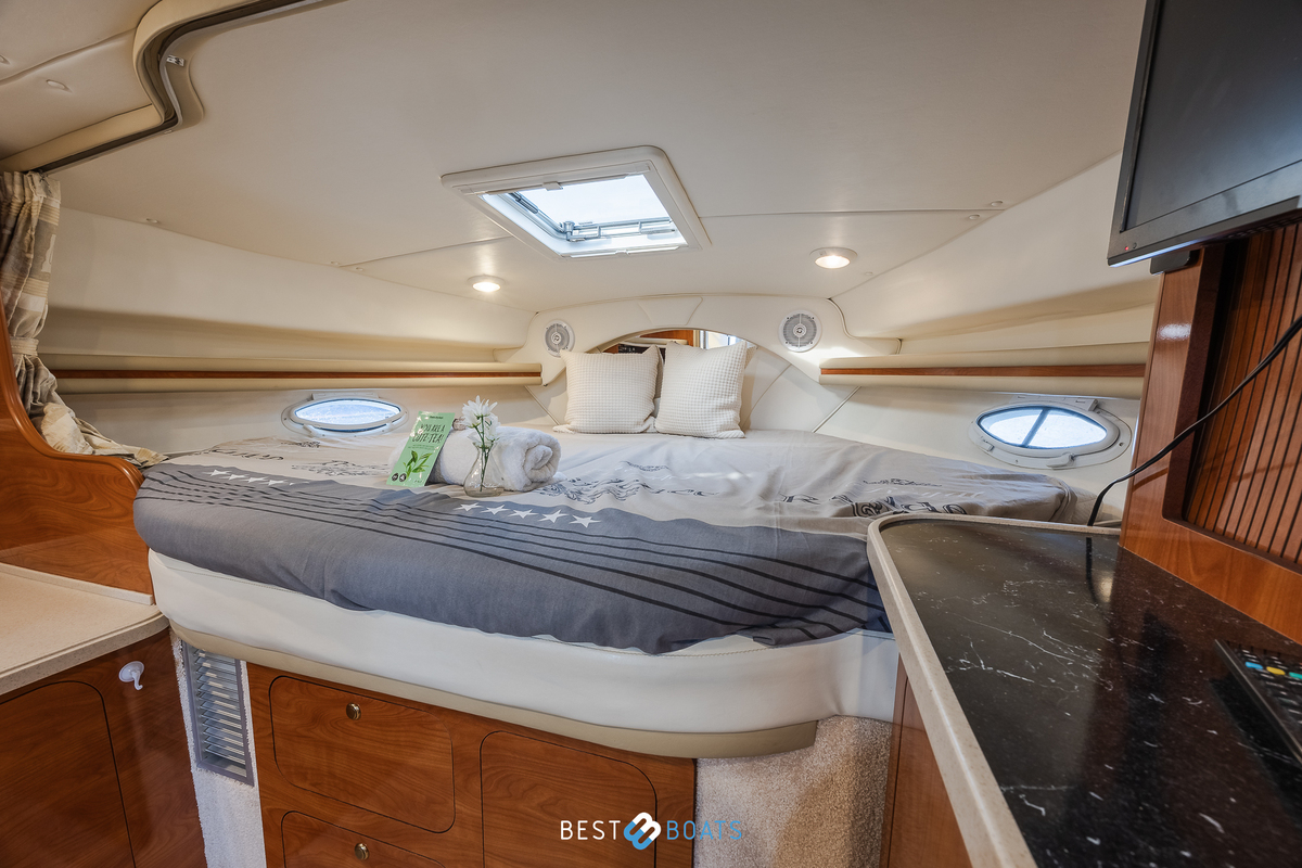 foto: 20 Rinker 342 Fiesta Vee