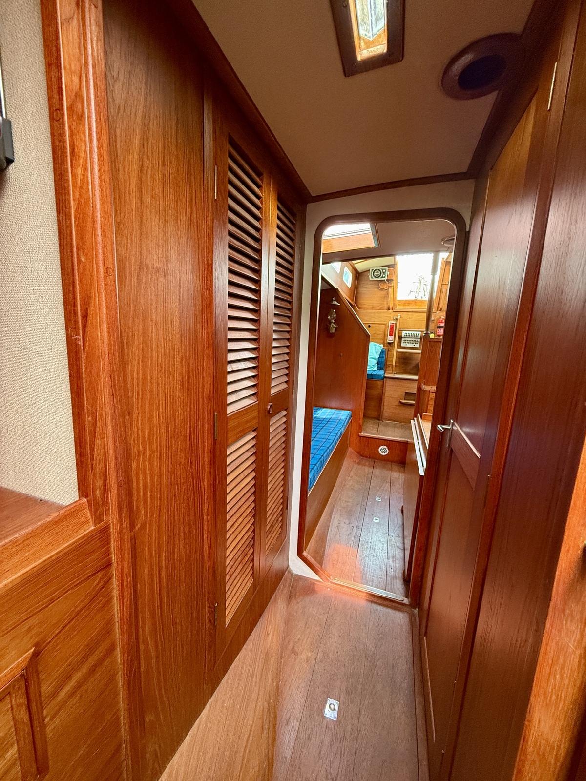 foto: 24 Tradewind 33