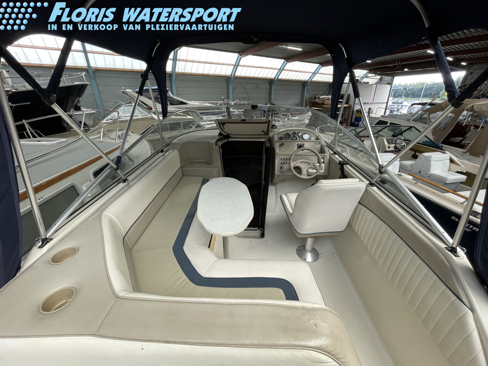 foto: 5 Bayliner 2655 Ciera