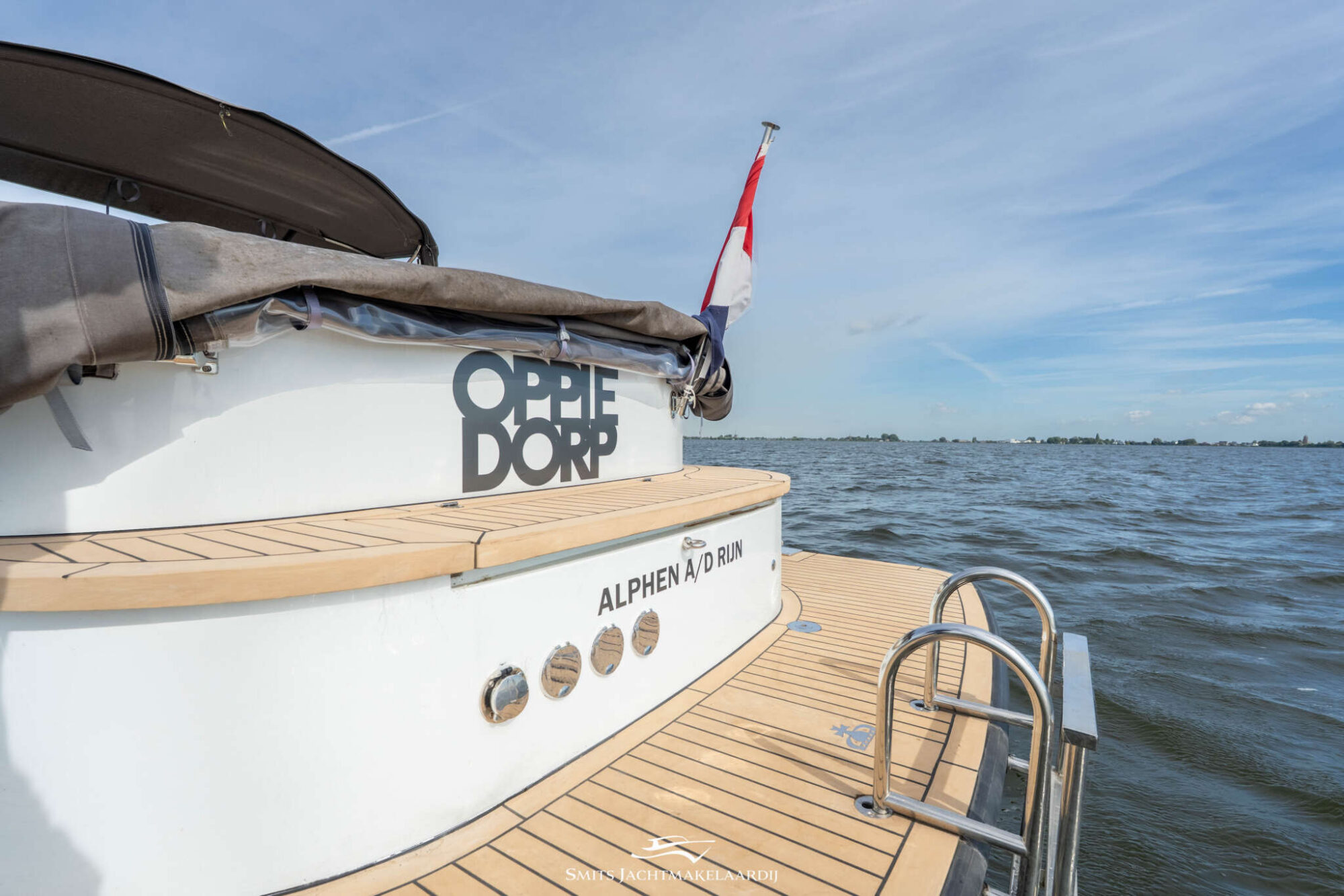 foto: 23 Crown yachts Crown Keyzer C107 Cabrio