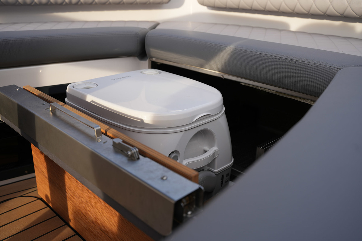 foto: 39 Alfastreet Marine 21 Open Electric