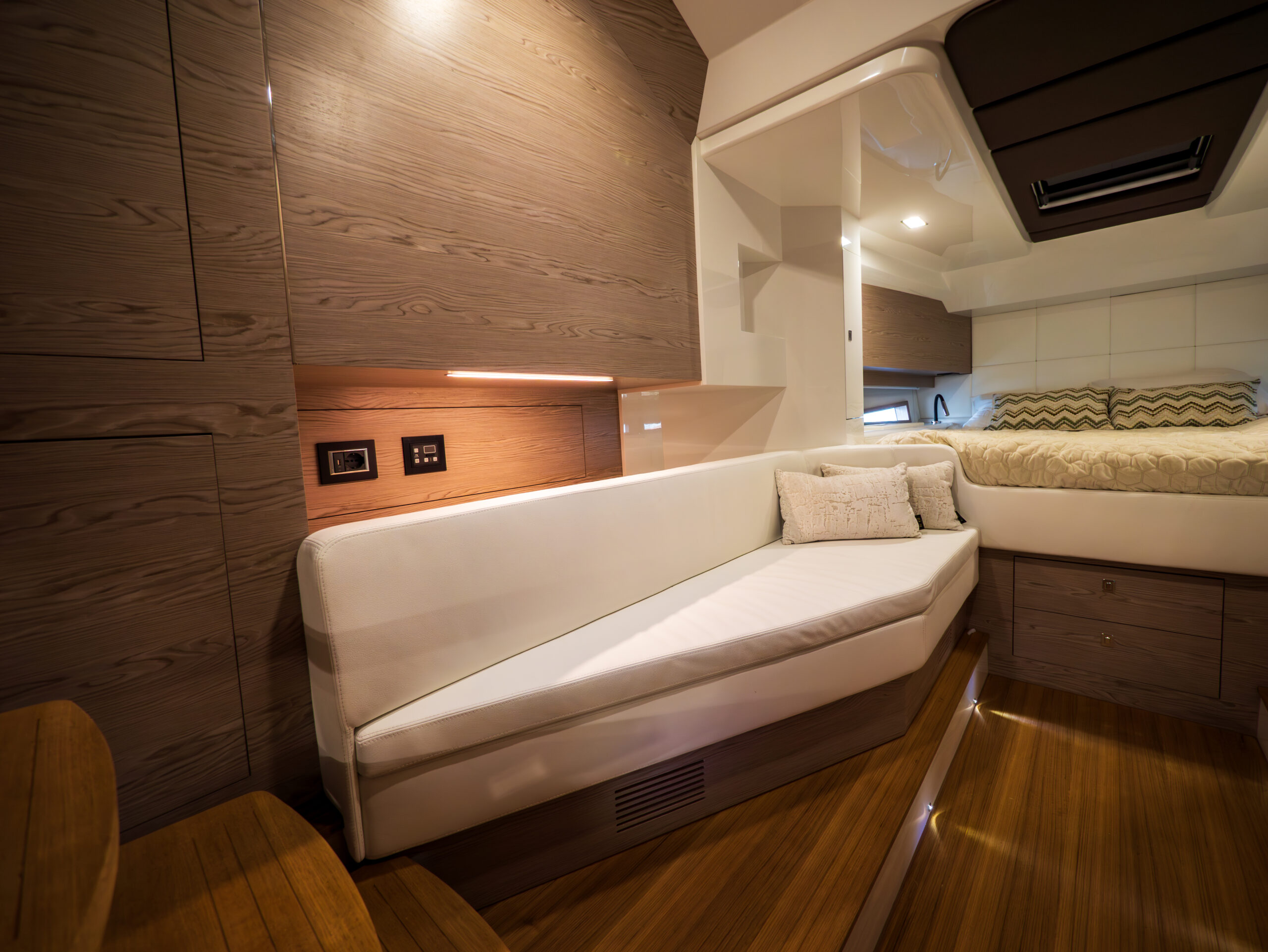 foto: 16 Sacs Rebel 47