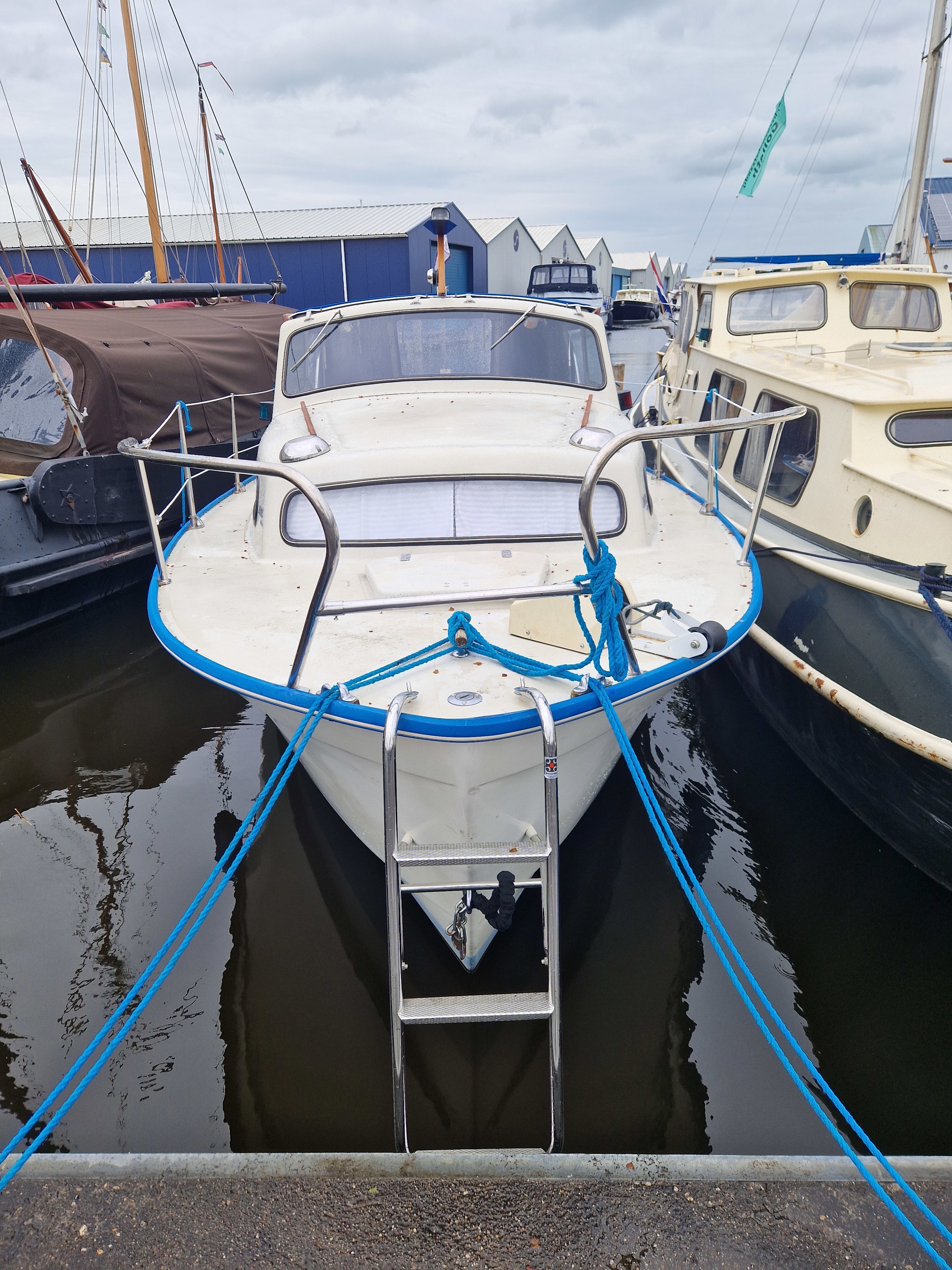 foto: 7 Albin 25 AK De Luxe