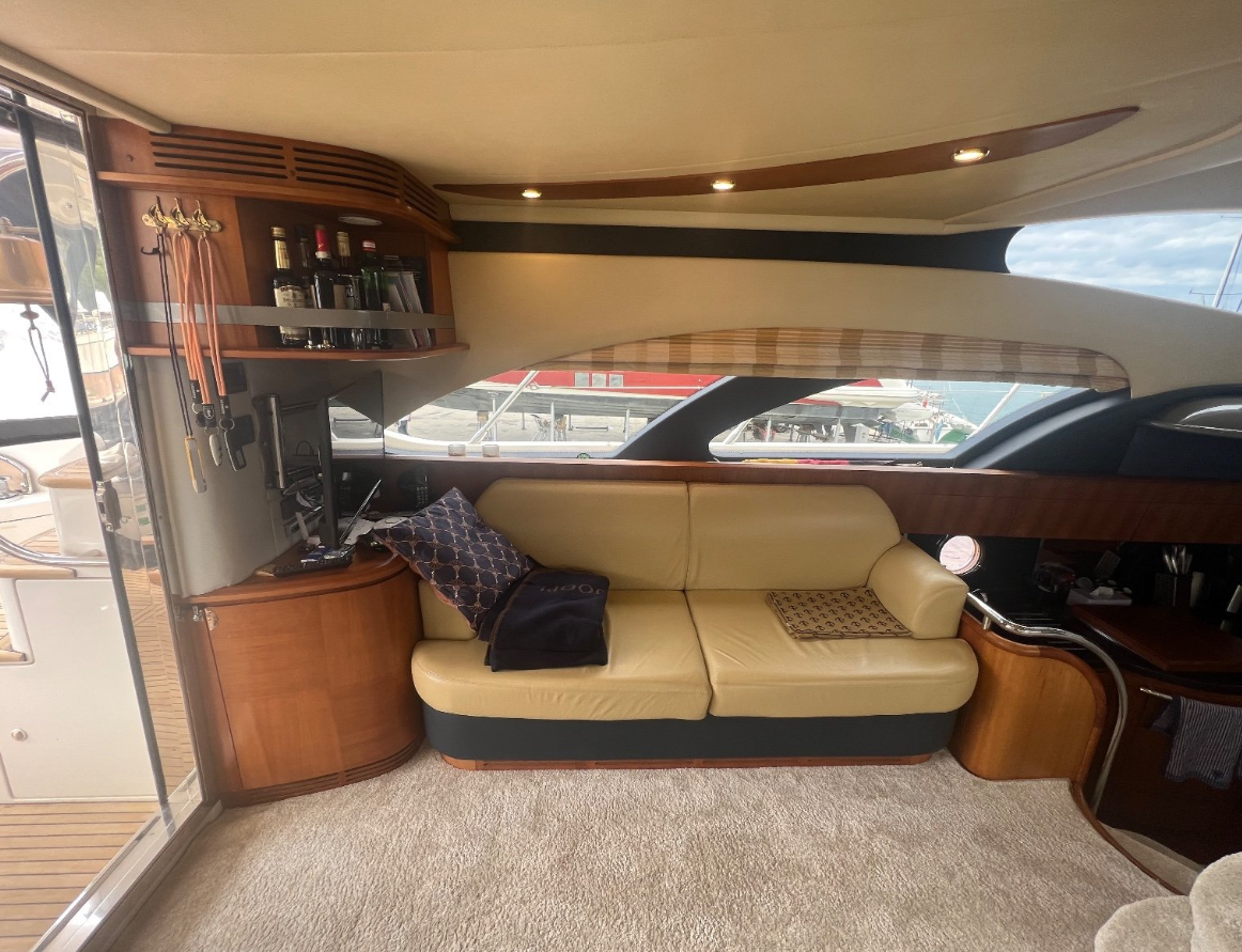 foto: 15 Azimut 50 fly