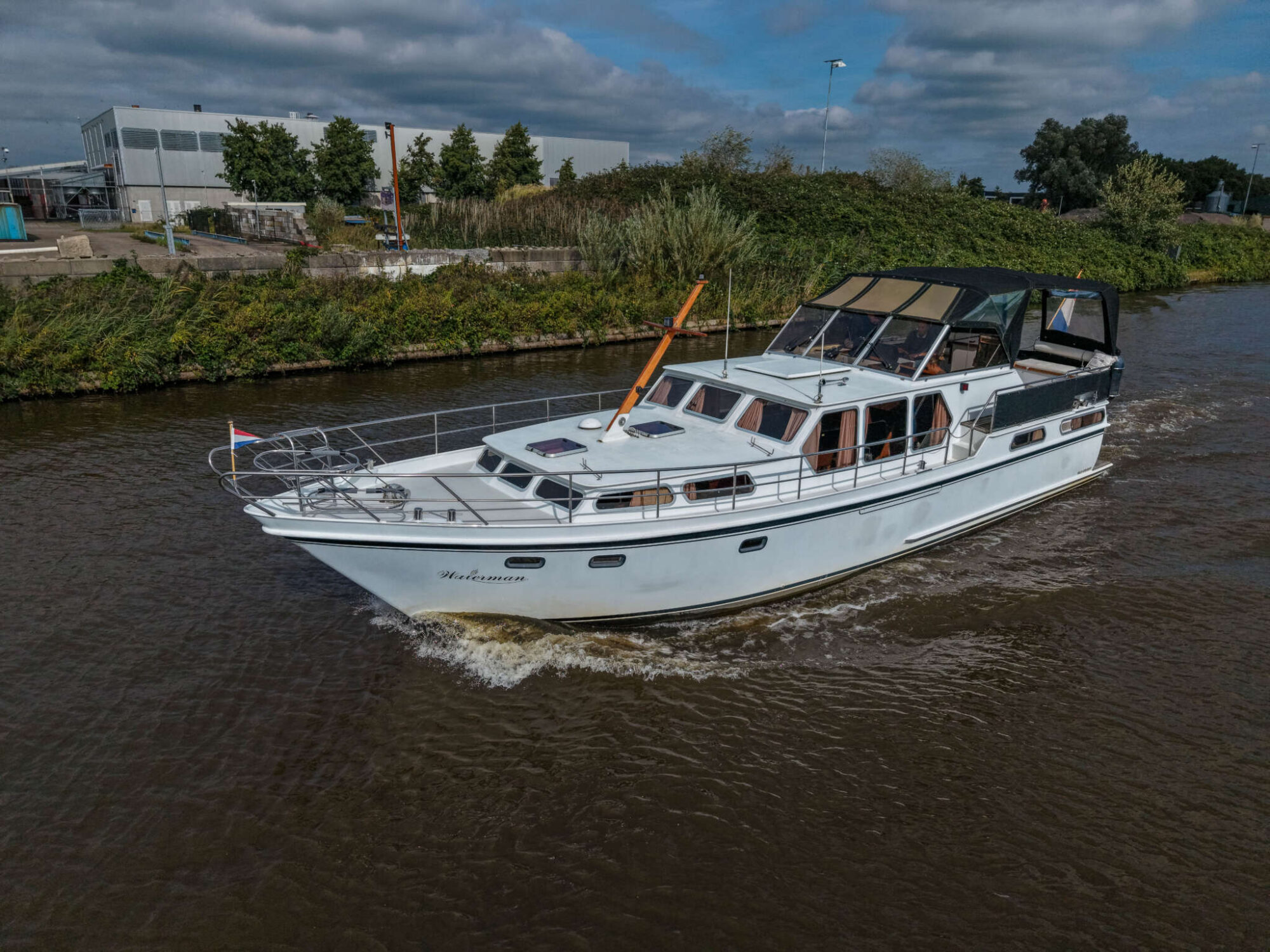 foto: 28 Valkkruiser Valkkruiser Waterman 13.50 AK