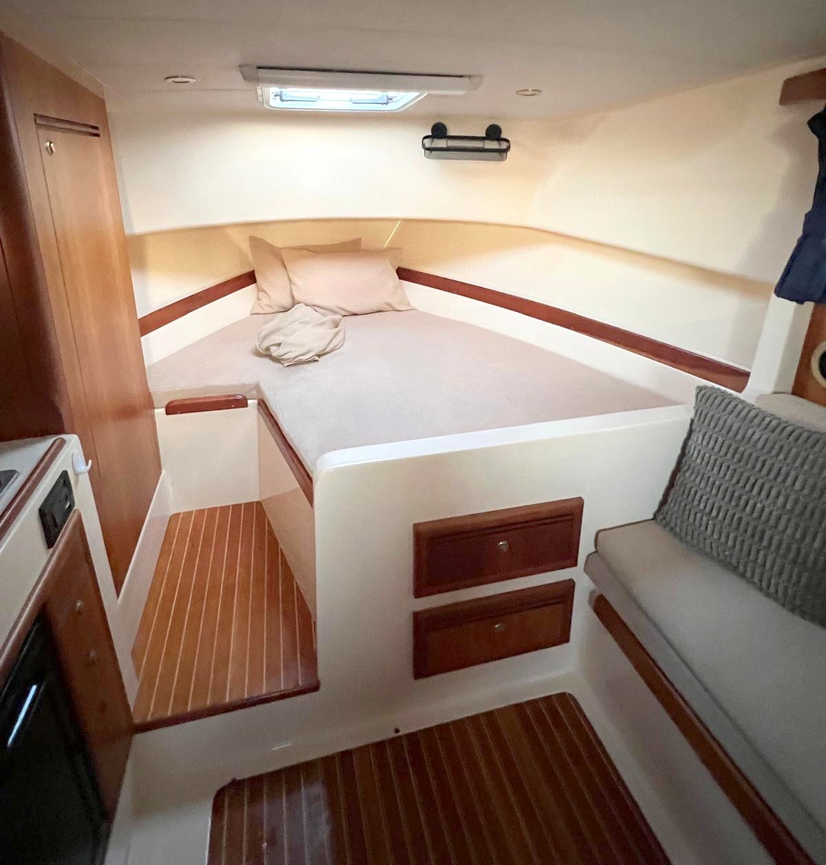 foto: 35 Princess Princess 415 FB