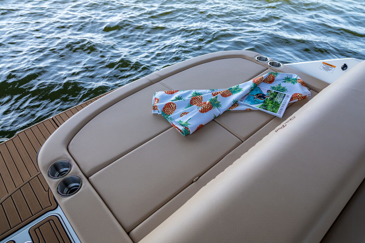 foto: 6 Sea Ray SLX 280