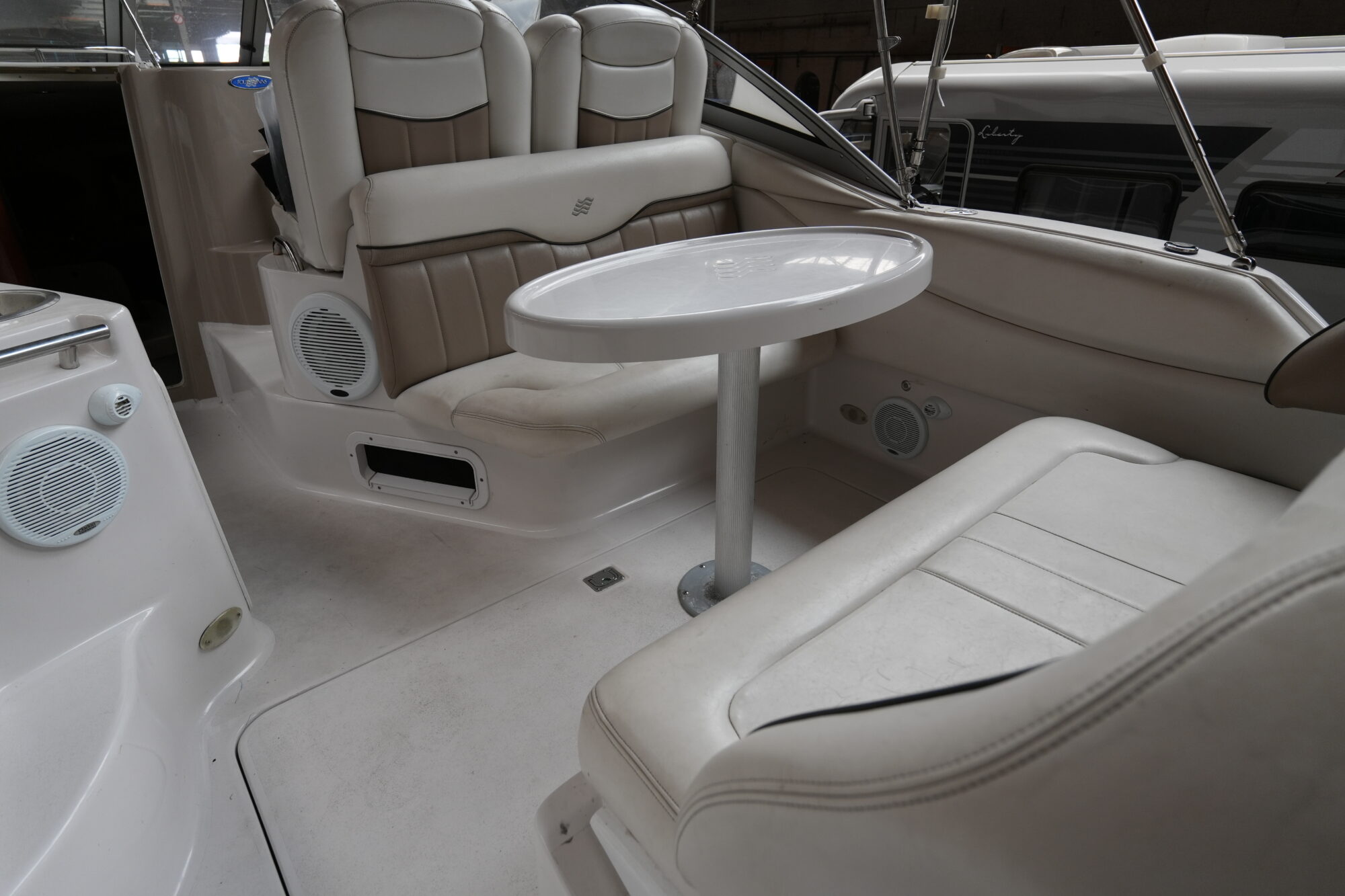 foto: 16 Four Winns Four Winns 258 Vista