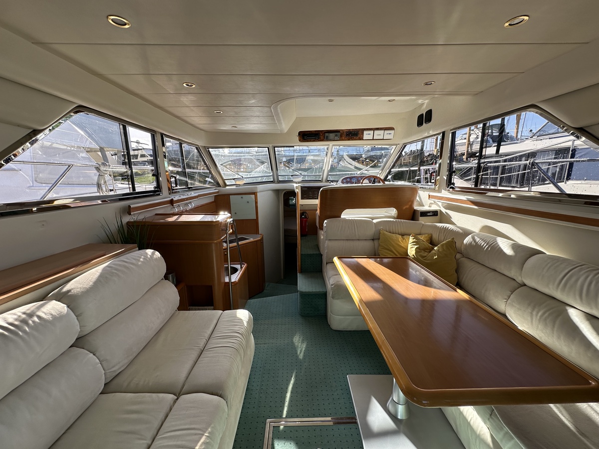 foto: 14 Princess 380