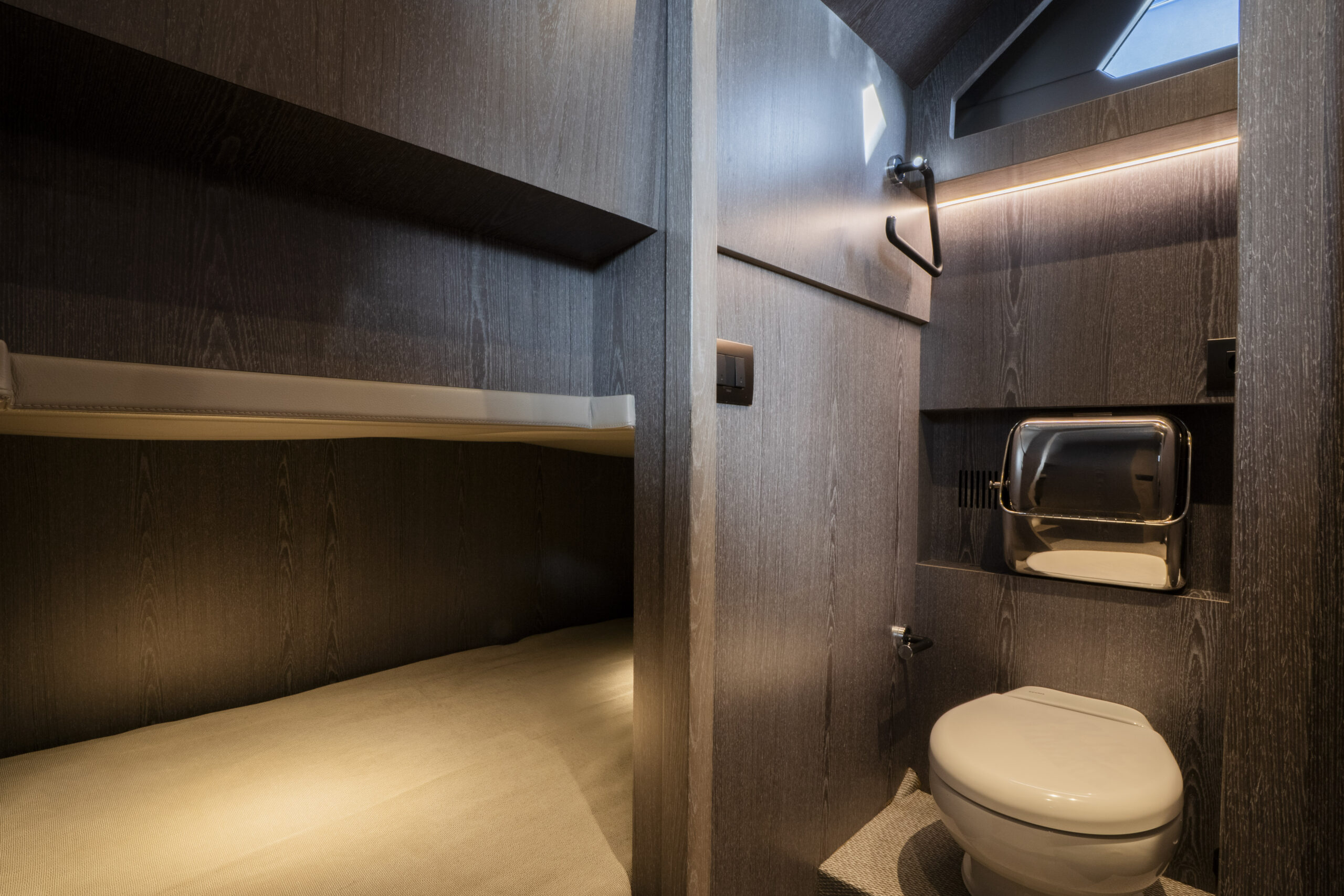 foto: 25 Canados 493 GLADIATOR GRANDE