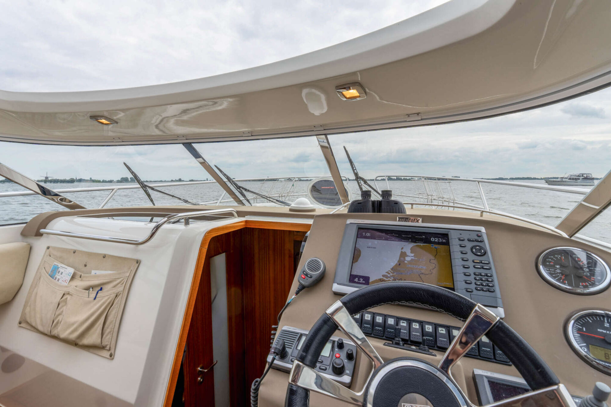 foto: 14 Marex Marex 370 ACC