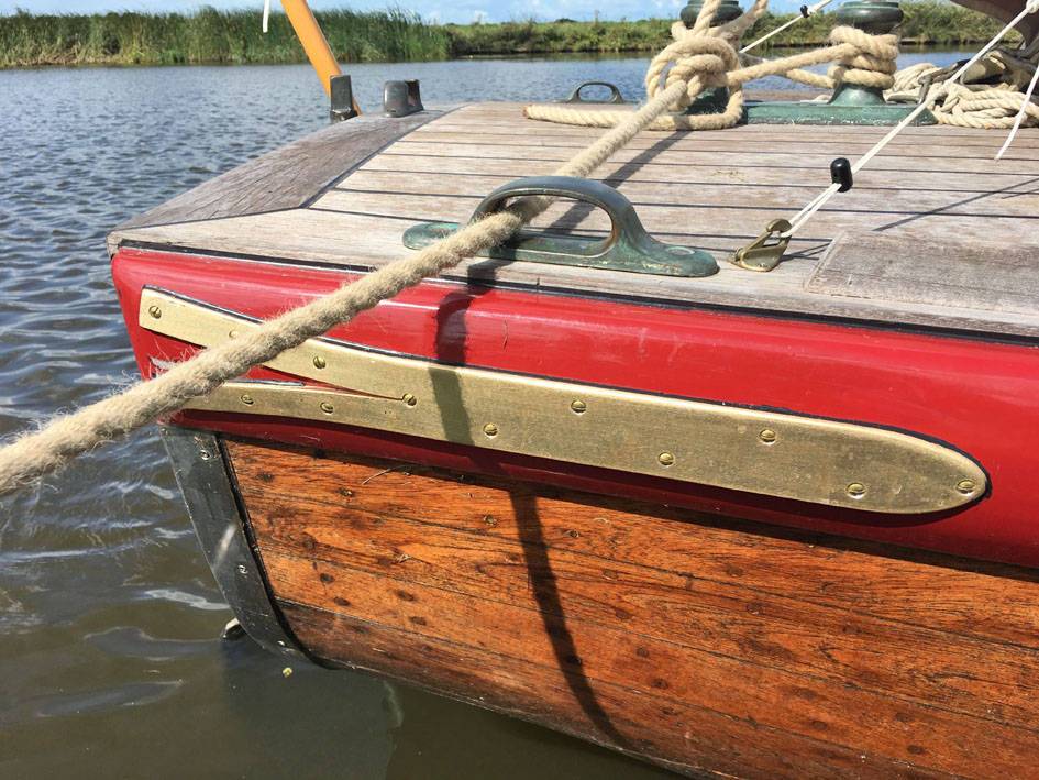 foto: 15 ex Marine Motorsloep 30