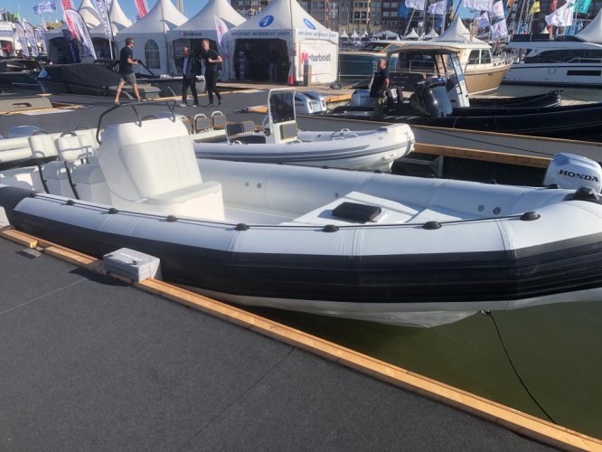 foto: 5 Stingray-rib Rough 8,5