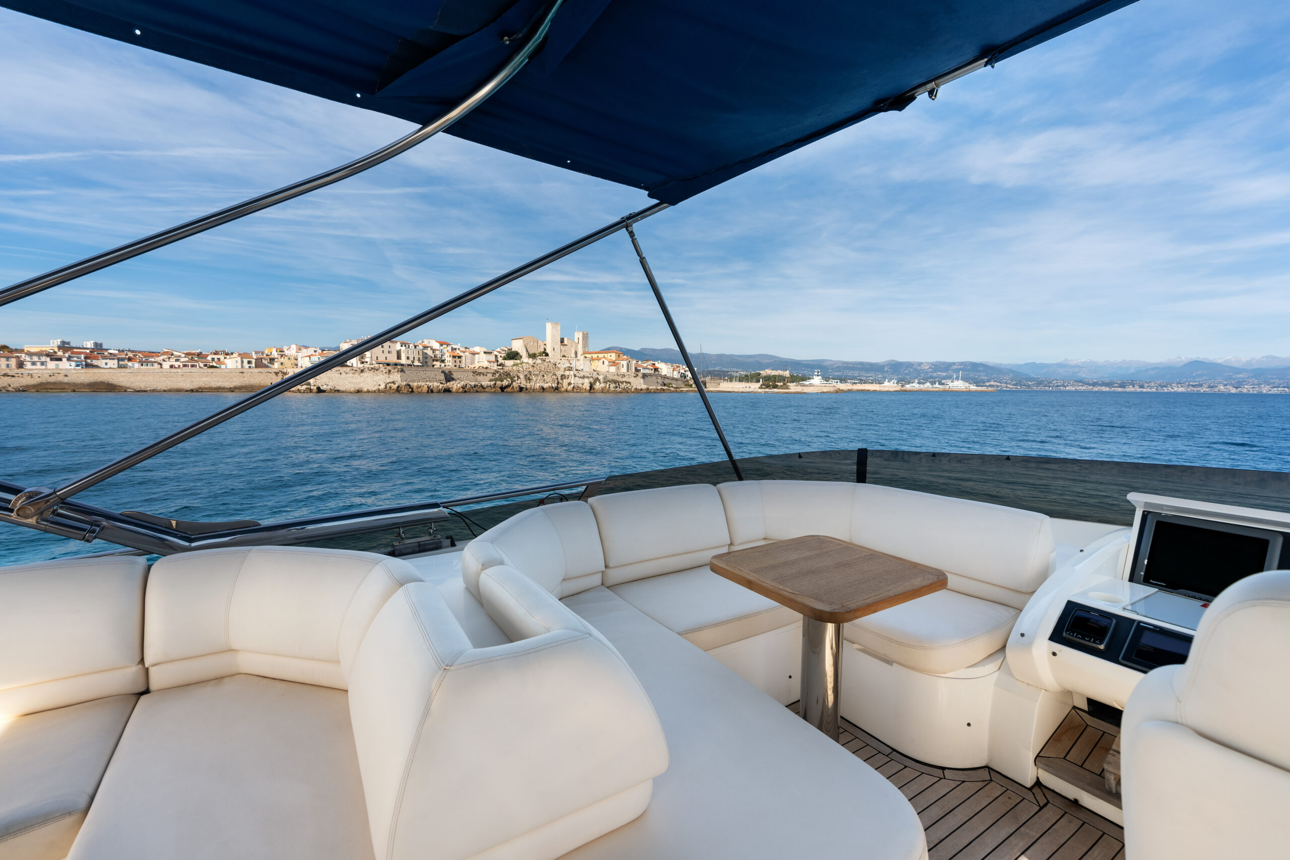 foto: 43 Princess 85