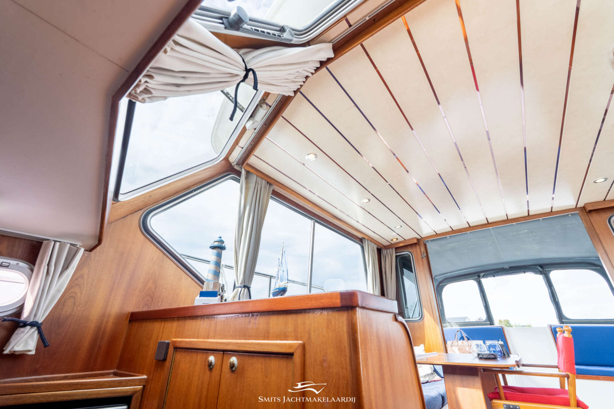 foto: 9 Bach Bach Yacht 35 OK