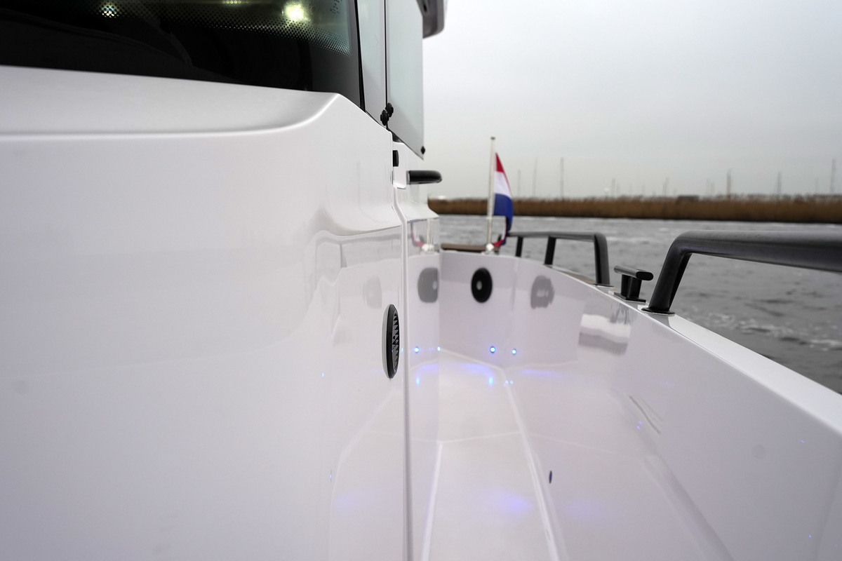 foto: 15 Axopar  28 Cabin