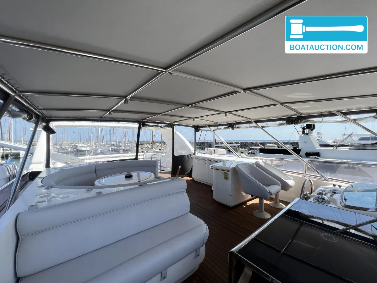 foto: 10 Horizon Elegance 82S