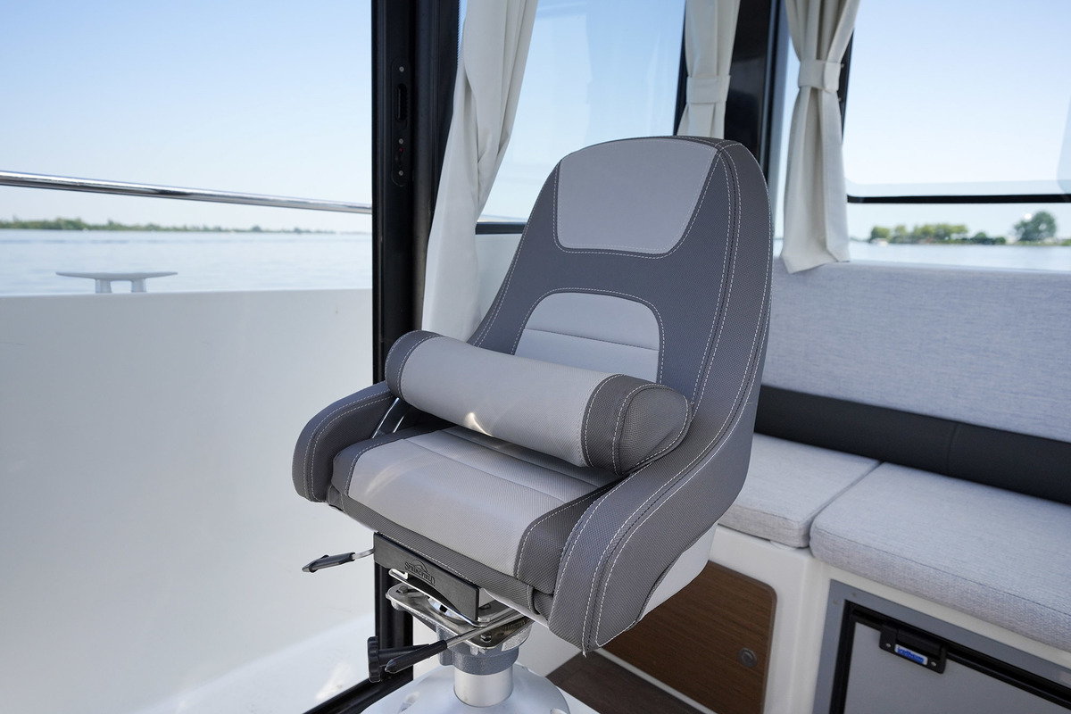 foto: 23 Jeanneau Merry Fisher 795 Sport Serie 2