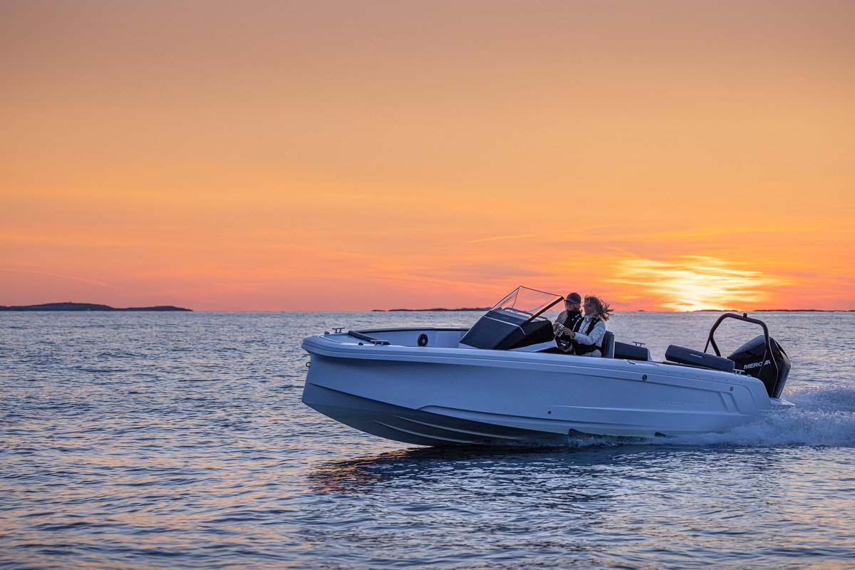 foto: 15 Axopar 22 Spyder
