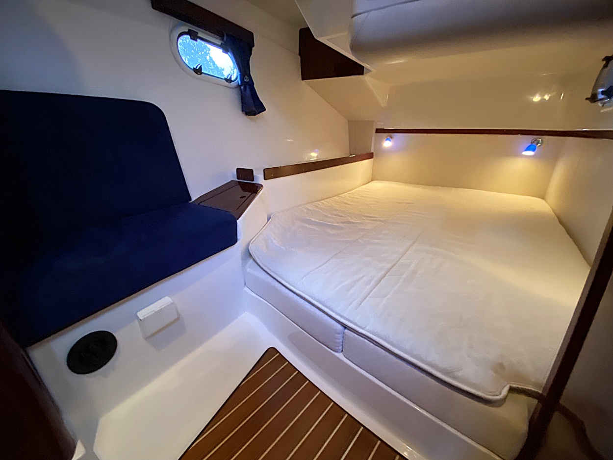 foto: 7 Aquador 33 HT