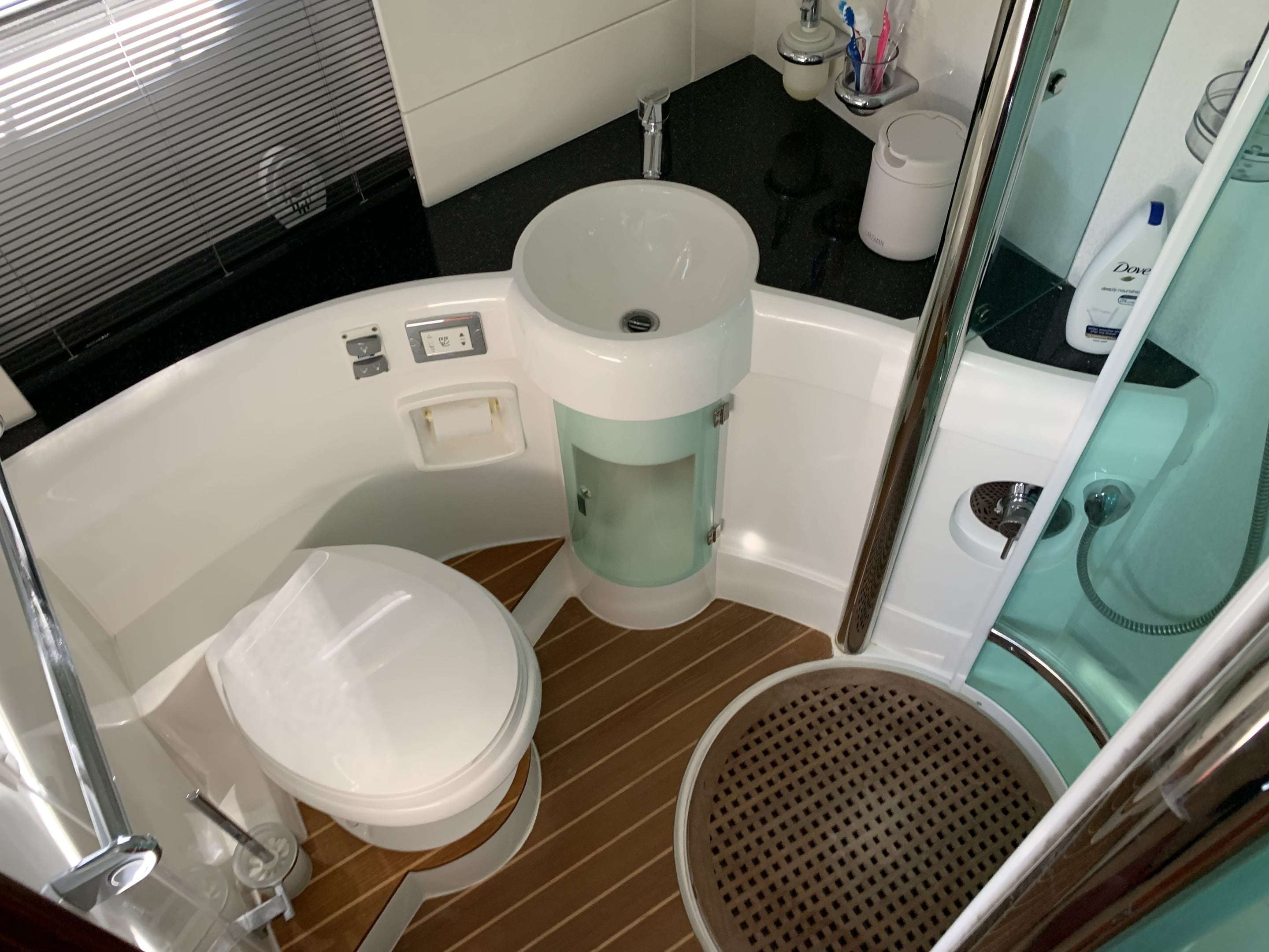 foto: 8 Fairline Targa 52 GT