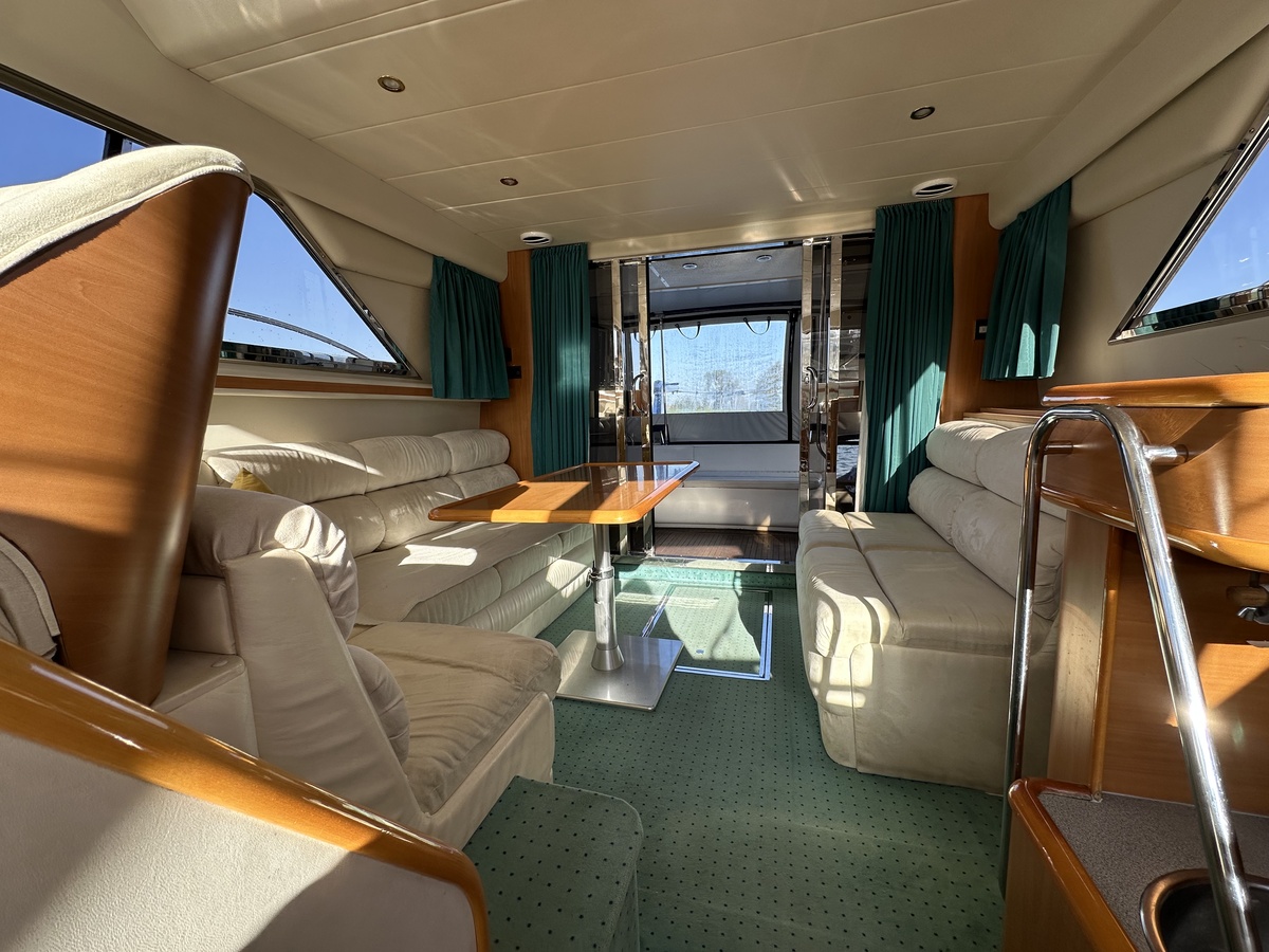 foto: 15 Princess 380