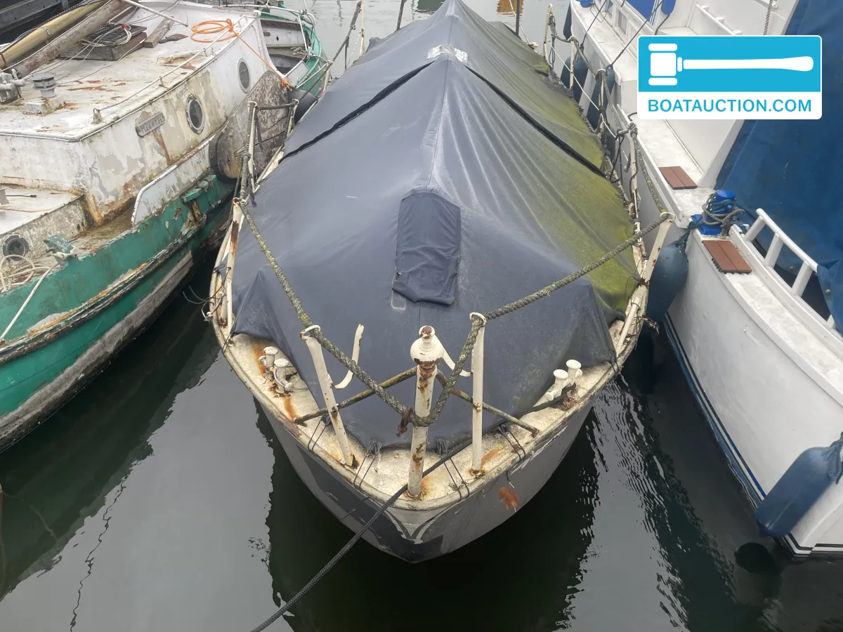 foto: 5 Motorboat 700